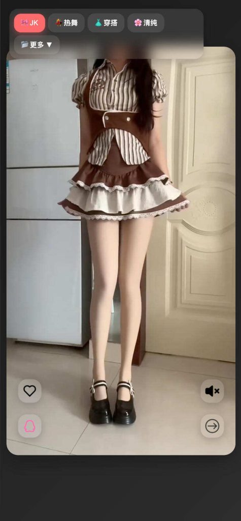 随机小姐姐软件新版发布：分类系统优化+API接口升级｜玻璃按钮效果+加载速度提升-保山人源码网-免费PHP网站源码模板,插件软件资源分享平台！